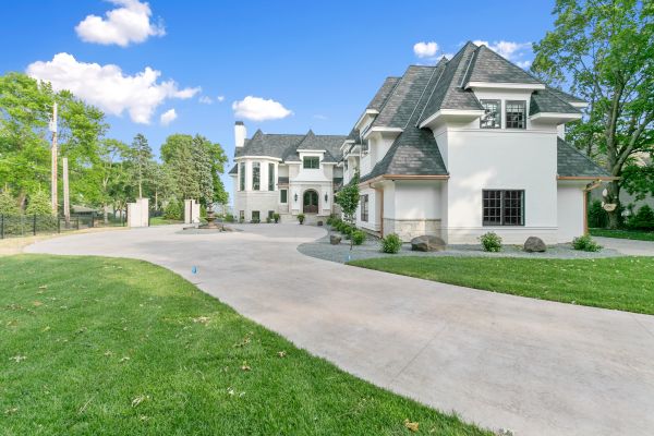 Cost of Concrete Driveway Installation in Rockwall