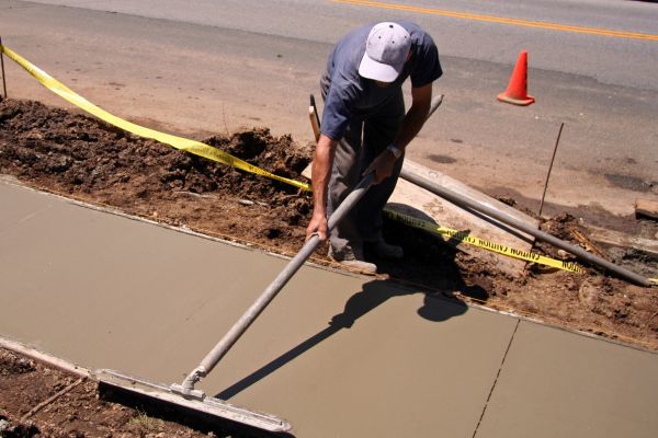 Cost of Sidewalk Building in Rockwall