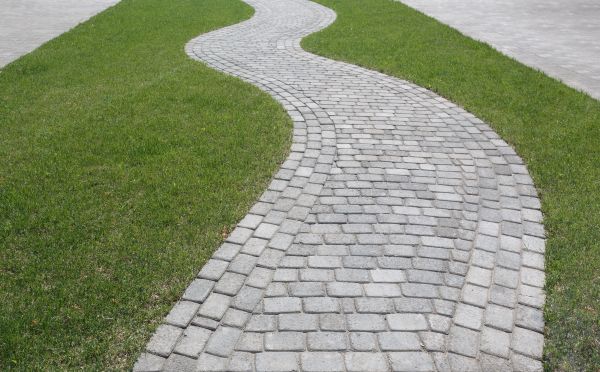 Cost of Walkway Paving in Rockwall